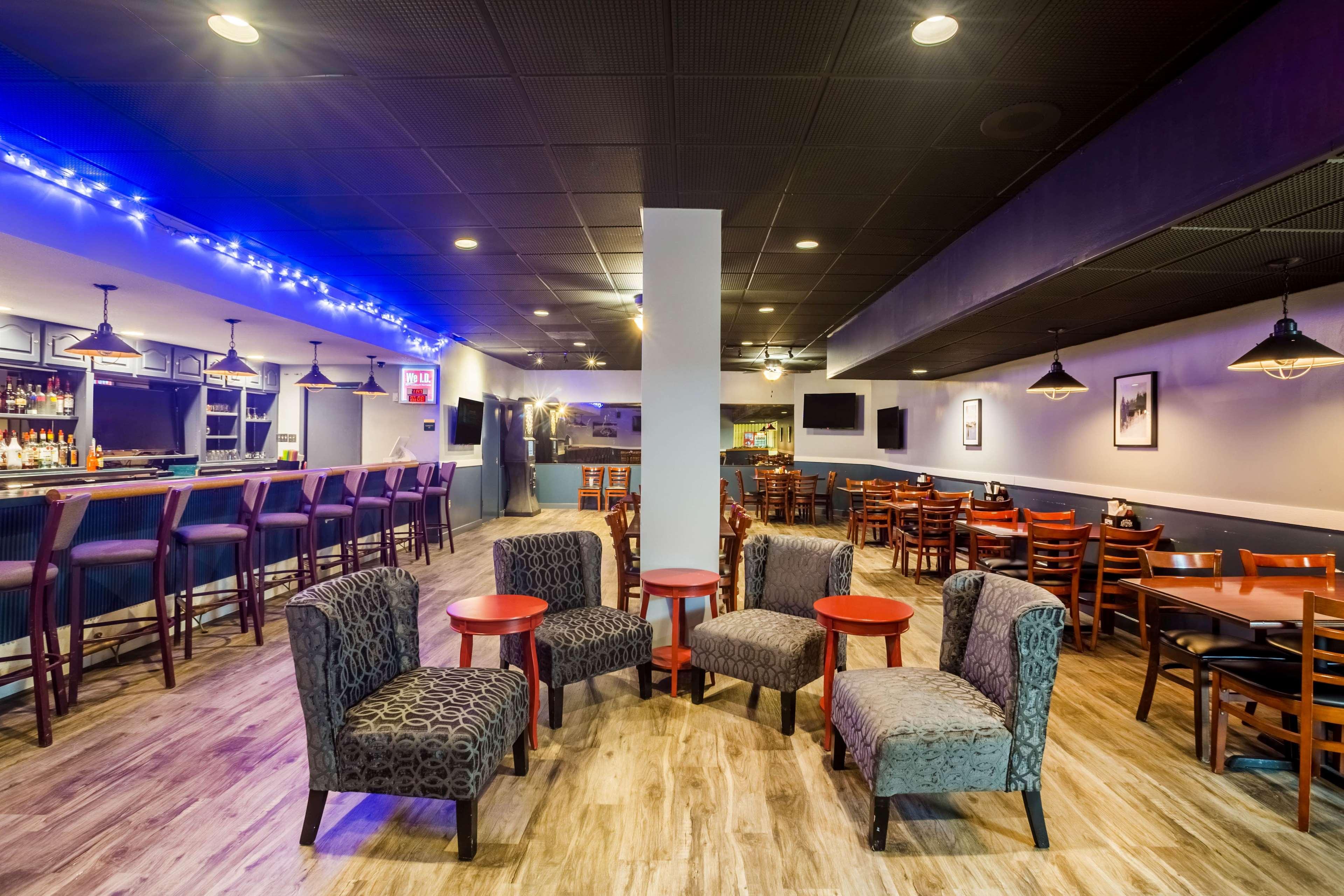 Americinn By Wyndham Hotel